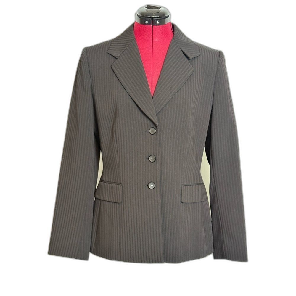 Tahari ASL Blazer Woman's Size 8 Black w/Red Pinstripes Long Sleeves NWOT